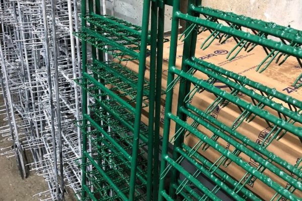 Gancheiras revestidas em plastisol